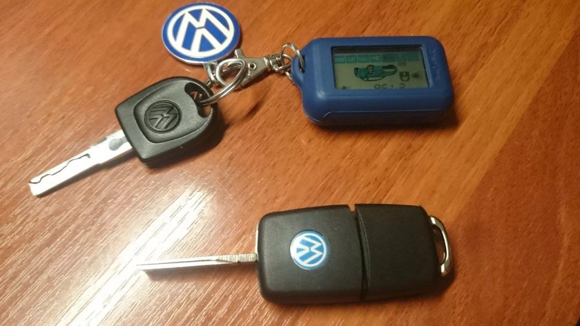 Выкидной ключ Volkswagen Polo