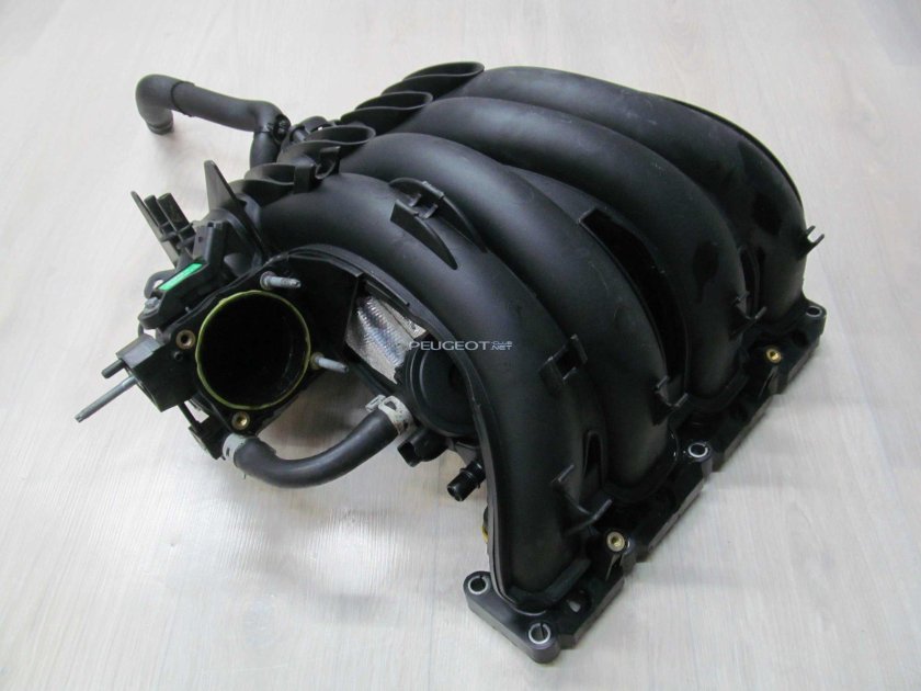 Впускной коллектор Пежо 307