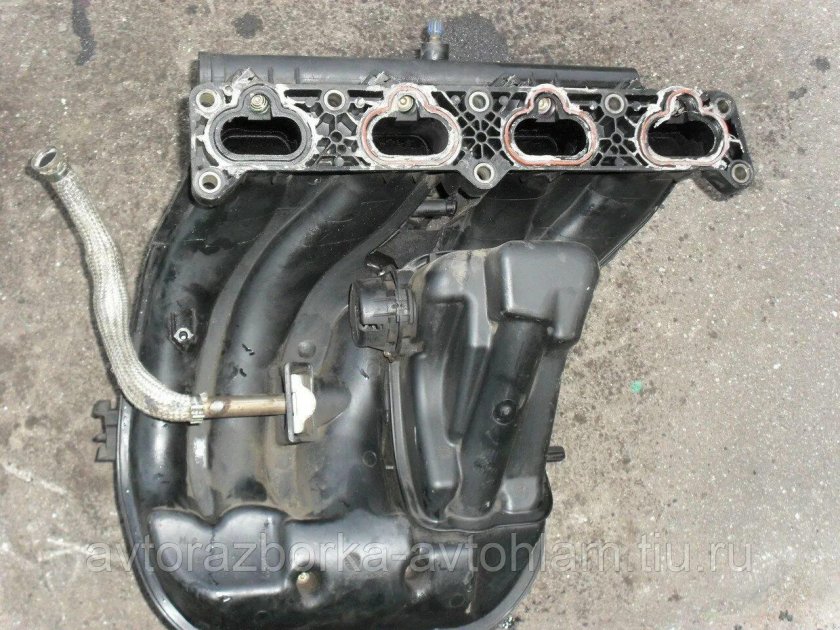 Впускной коллектор Пежо 406 1.8 16v