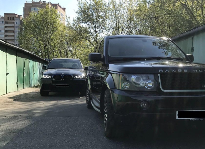 Рендж Ровер спорт и БМВ х5