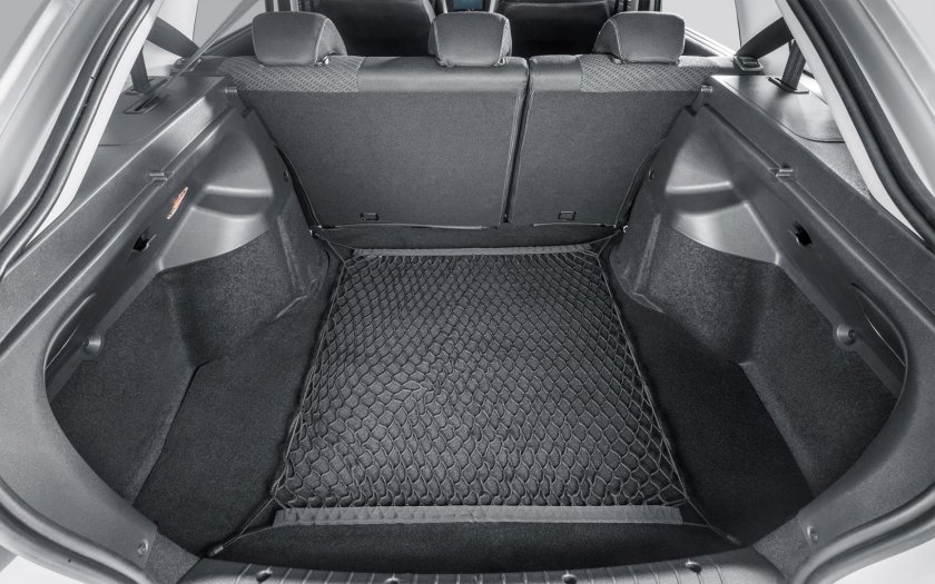 Lada Granta лифтбек багажник