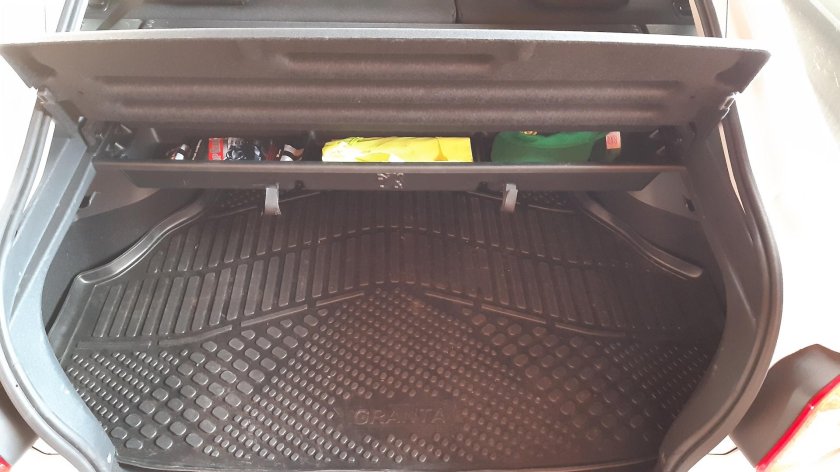 Полка багажника Лада Гранта лифтбек