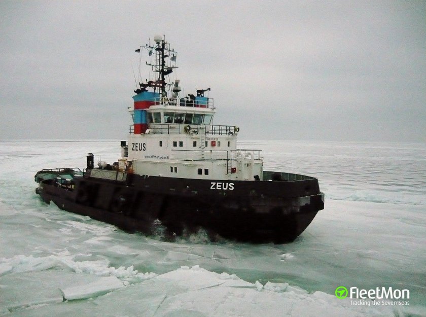 Ледокол Юрий Лисянский