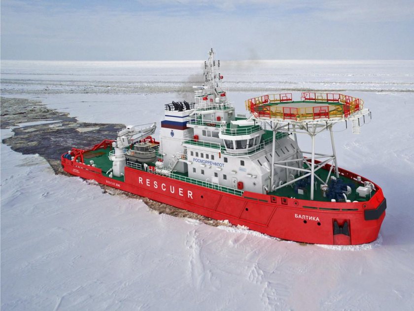 Многофункциональное аварийно спасательное судно проекта р-70202