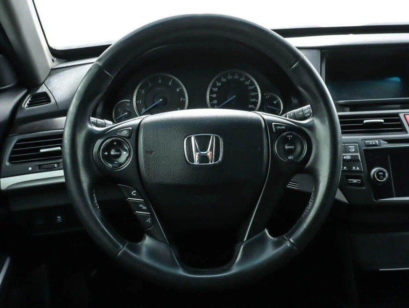 Honda Crosstour кожаный салон