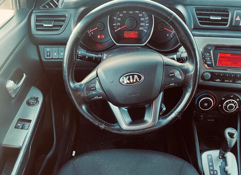 Киа Рио 2013 комплектация Престиж