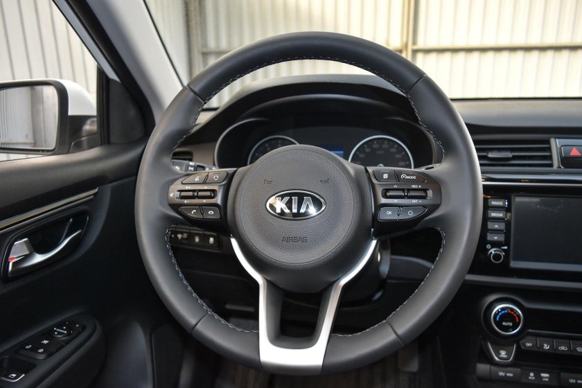 Киа Рио 4 Престиж салон