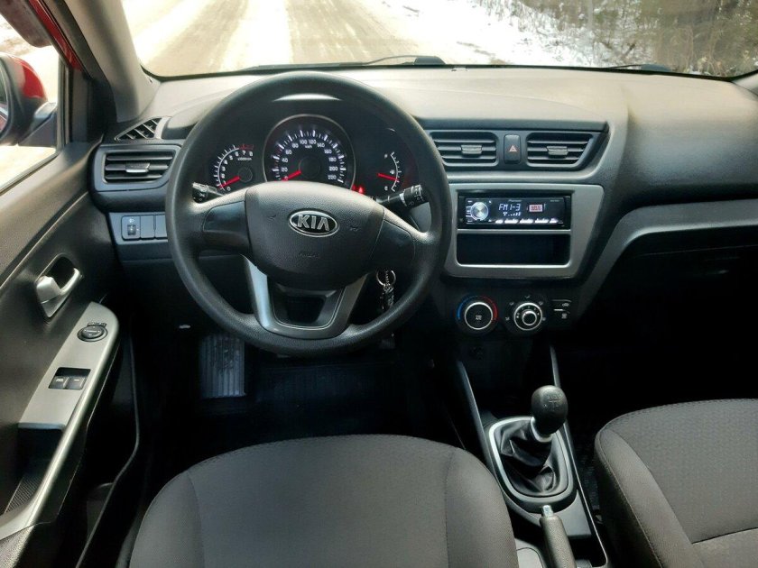 Kia Rio 2014 салон