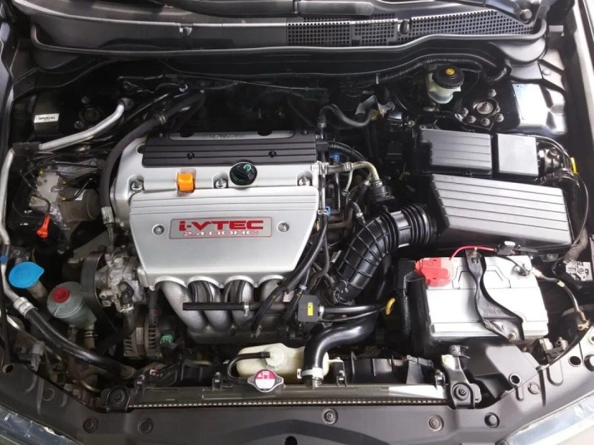 Honda Accord 7 под капотом