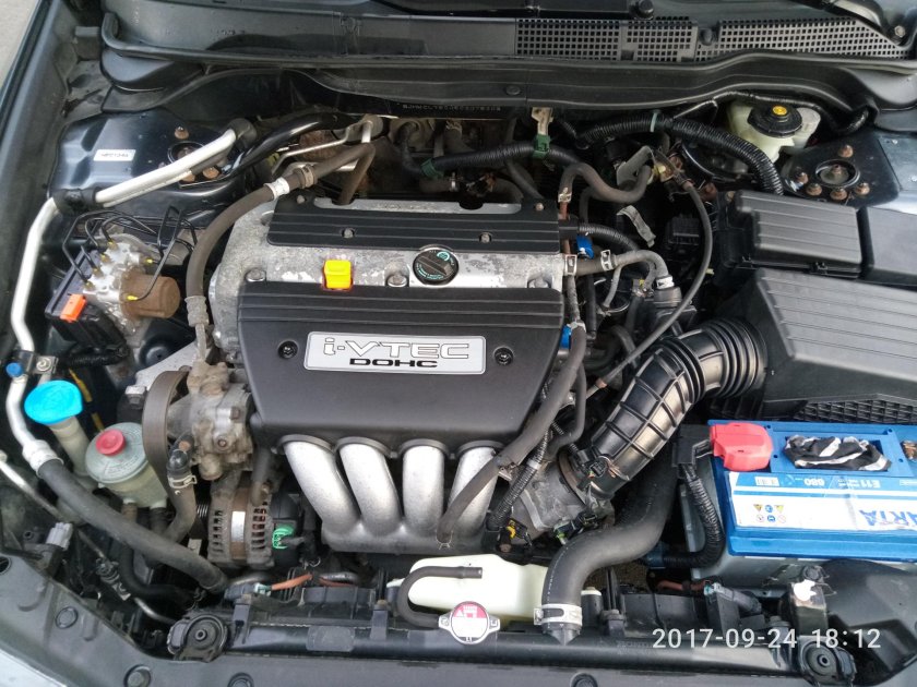 Honda Accord 7 под капотом