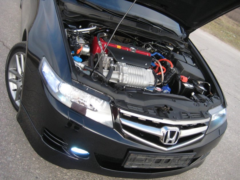 Honda Accord 8 под капотом