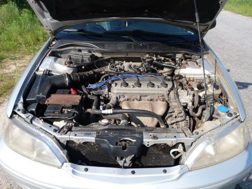 Хонда Аккорд 6 под капотом