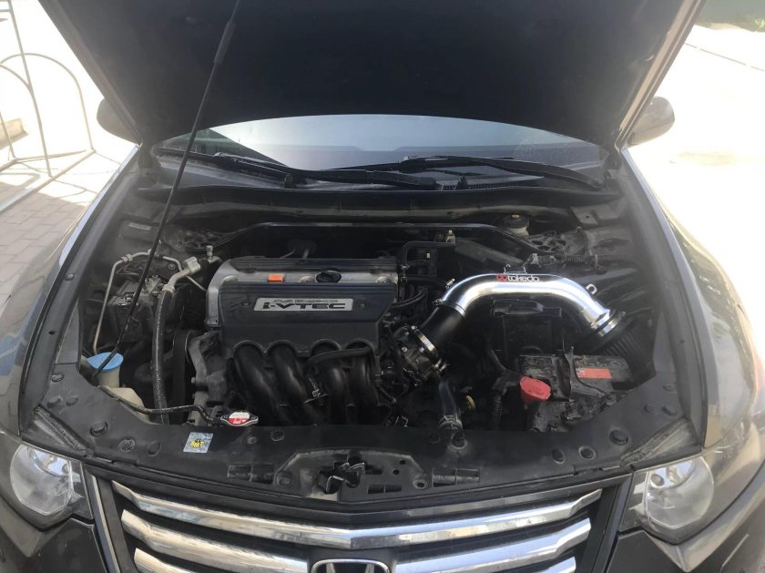 Хонда Аккорд 2008 под капотом