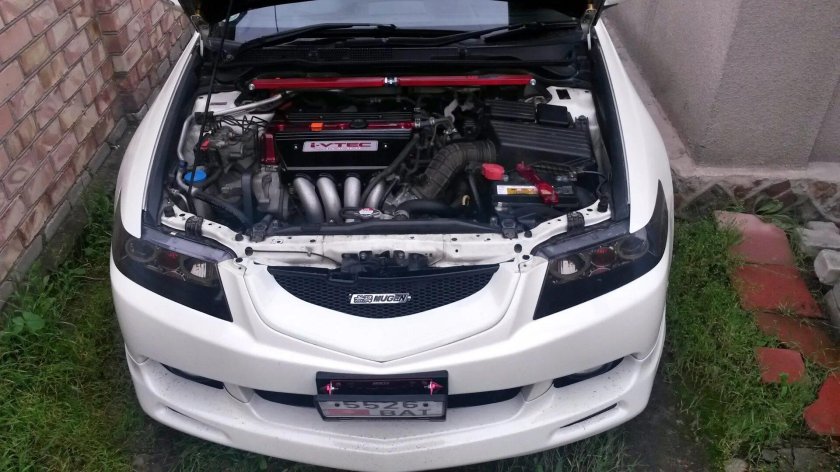 Хонда Аккорд 7 под капотом