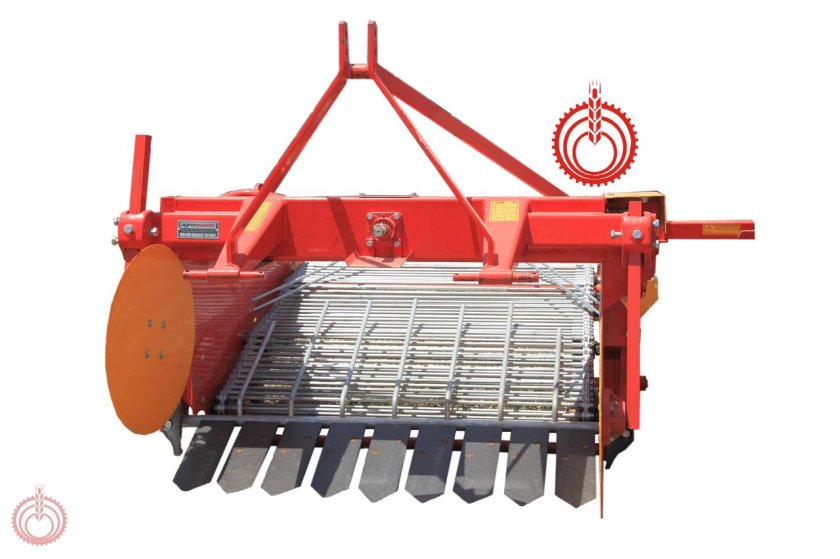 Картофелекопалка белом фоне