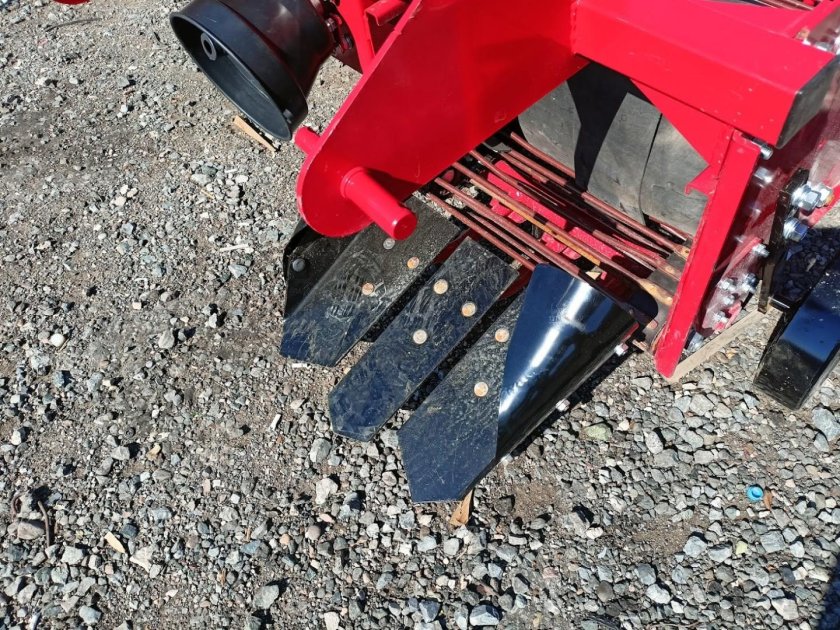 Картофелекопалка Виракс однорядная