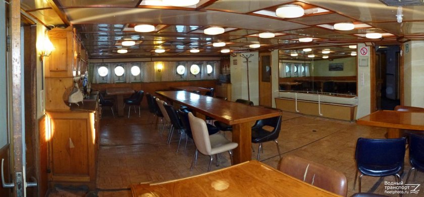 Теплоход Шота Руставели