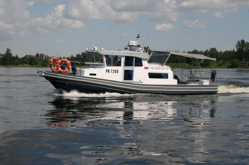 Катер РК-1200 "Кракен"