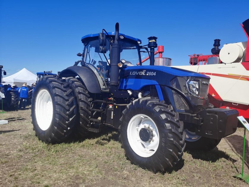 Трактор Lovol 2604