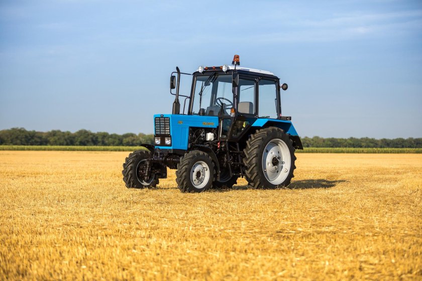 Трактор Беларус 82.1