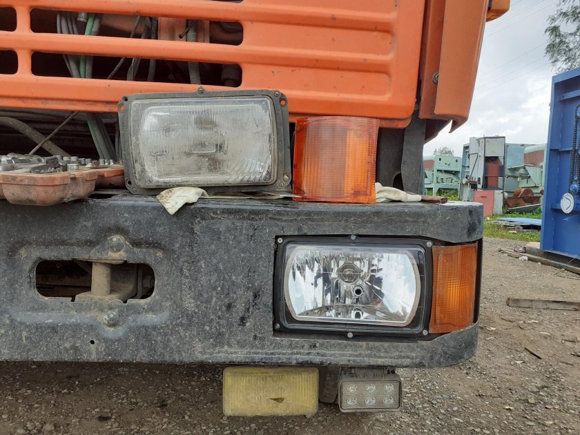 Фара КАМАЗ 5320 квадратная