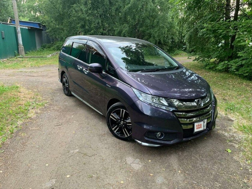 Хонда Одиссей 2016 года