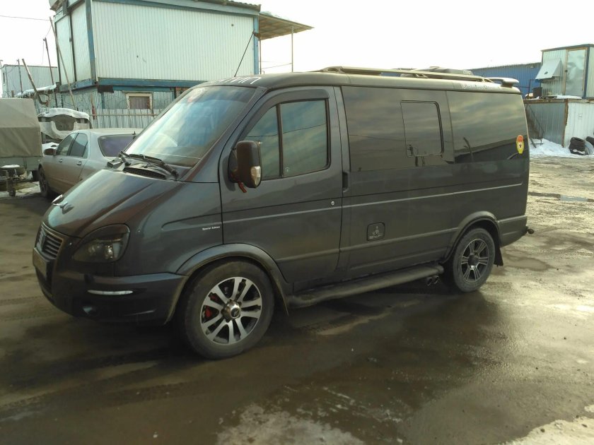 ГАЗ Соболь r18