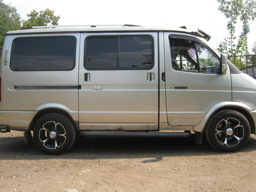 ГАЗ 2217 Баргузин