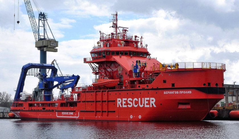 Спасательное судно Берингов пролив