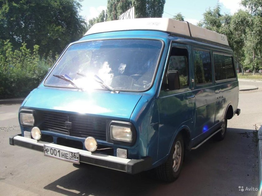 РАФ-2203 микроавтобус