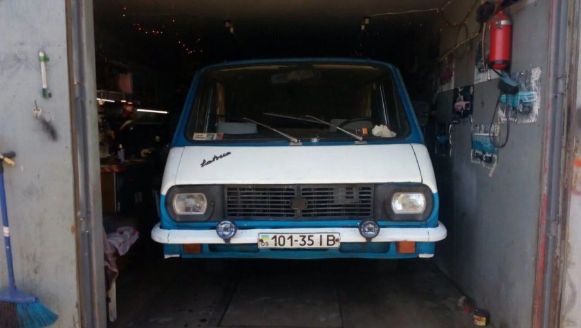 РАФ 2203 внутри
