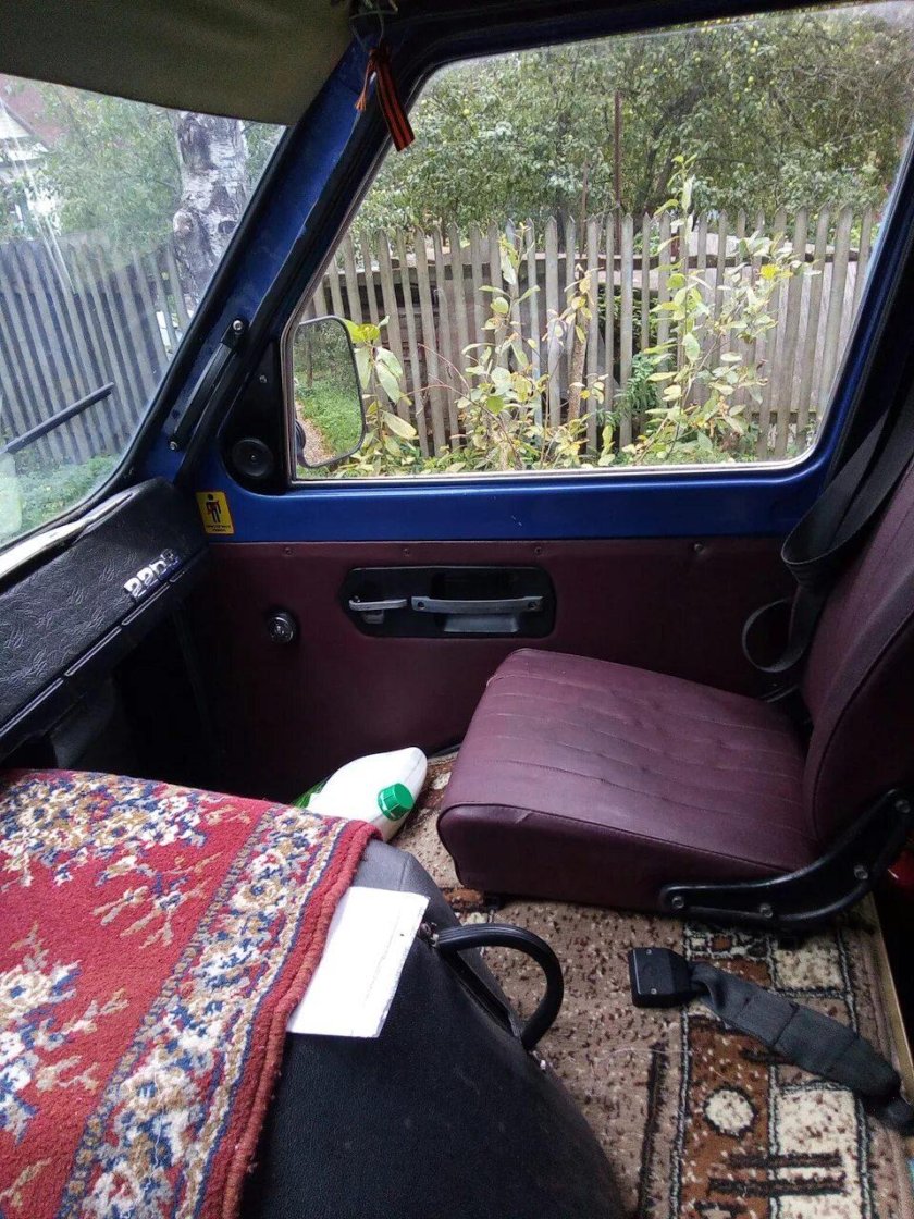 РАФ 2203 салон