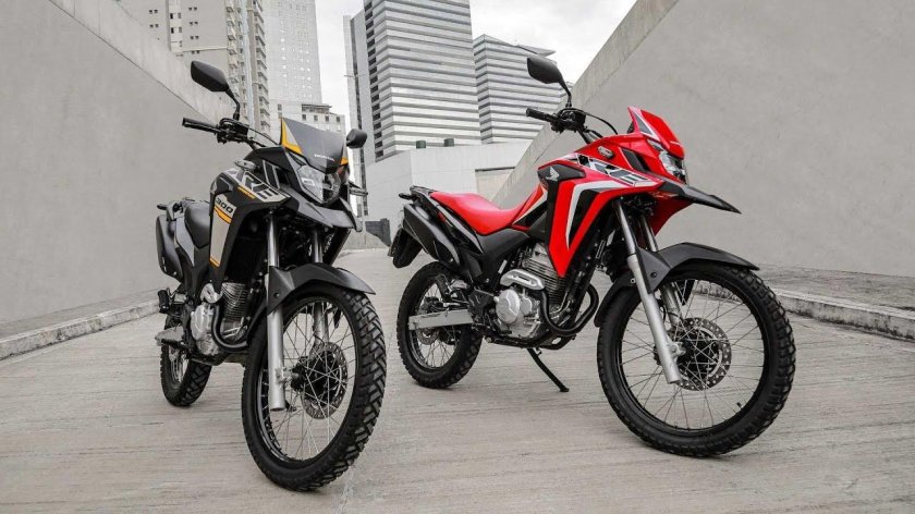 Мотоцикл Honda XRE 300