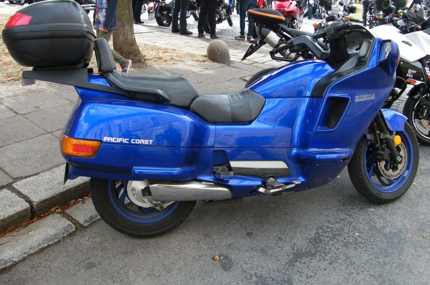 Honda PC 800