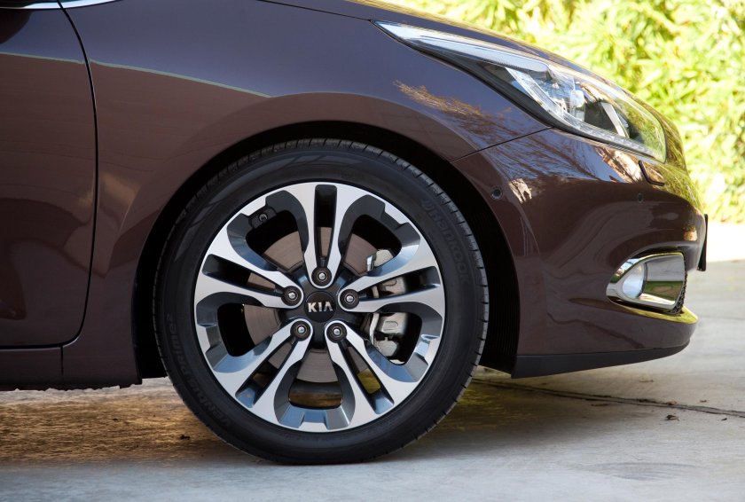 Киа СИД на 17 дисках