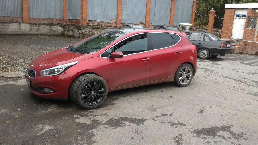 Kia Ceed JD r17