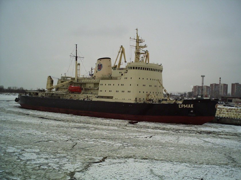 Ледокол Ермак 1974