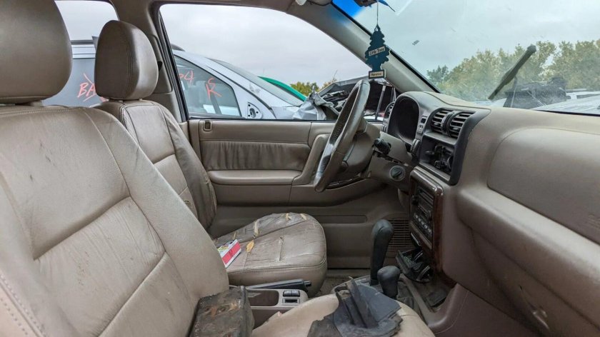 Chevrolet Suburban 1997 салон