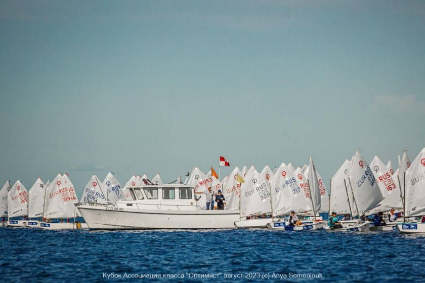 Яхта оптимист