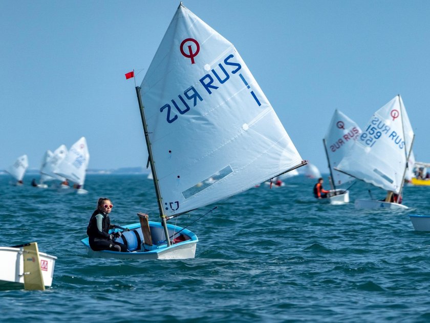 Швертбот класса оптимист