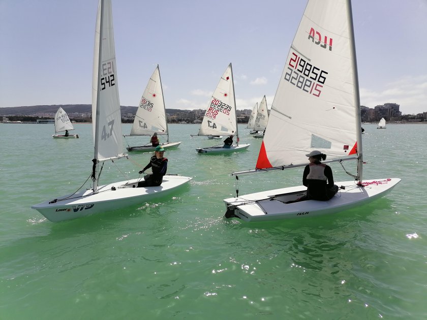 Яхта оптимист