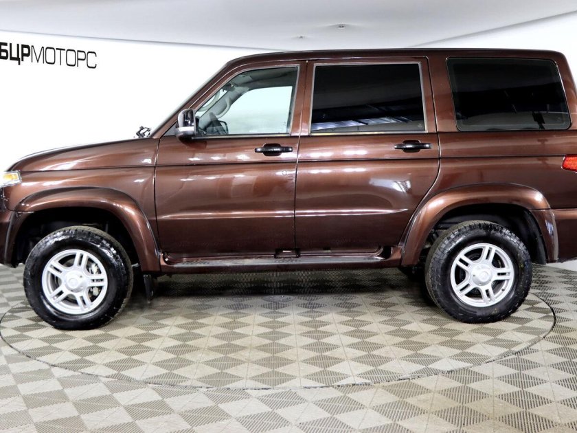 УАЗ Патриот коричневый металлик
