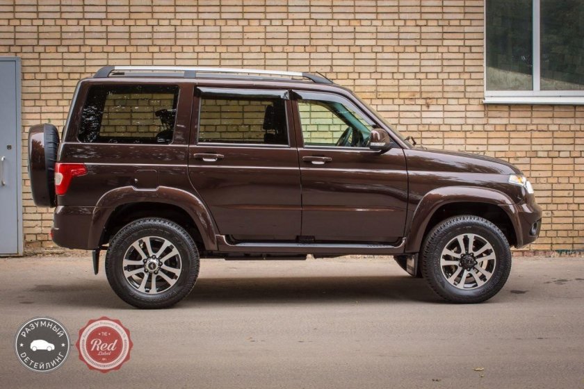 УАЗ Патриот 2021 коричневый металлик