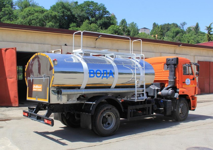 КАМАЗ водовоз 10 кубов