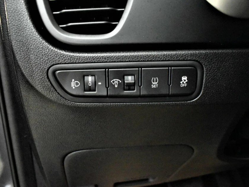 Киа Рио 2021 кнопка Front