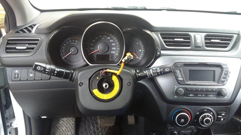 Панель Киа Рио 3