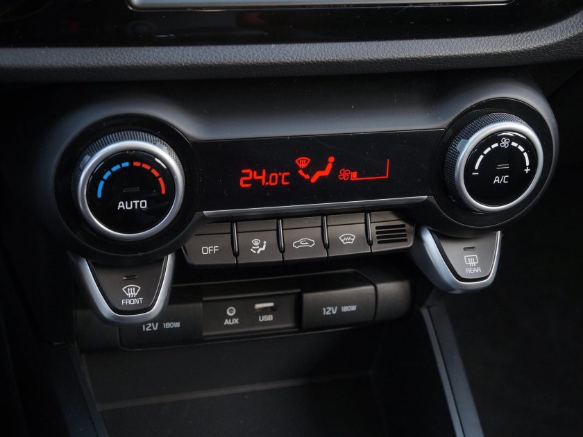 Kia Rio 4 климат контроль