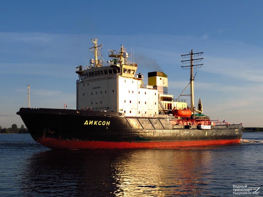 Дудинка Диксон теплоход