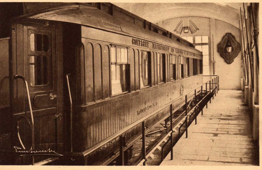 Компьенский лес вагон Фоша