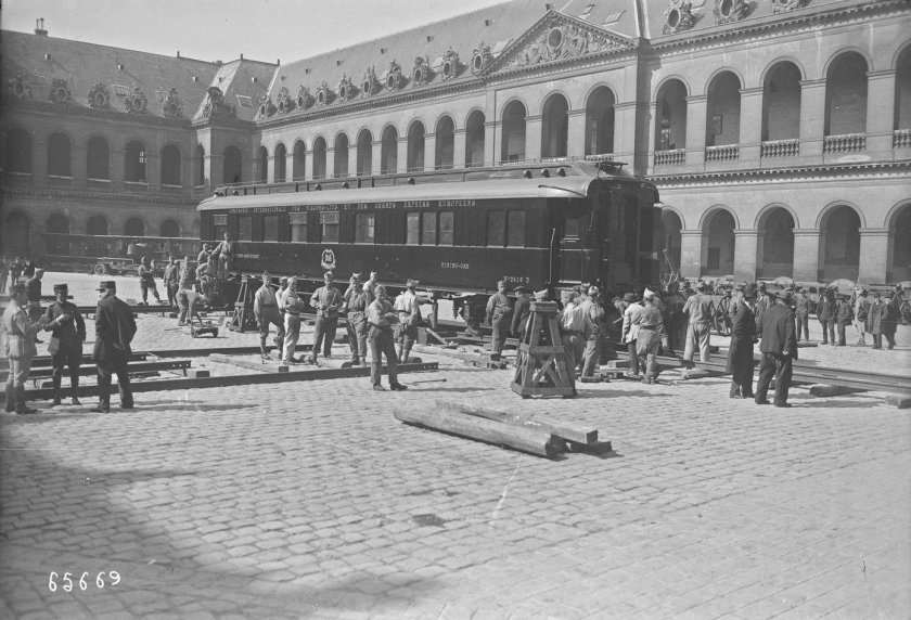 Компьенский вагон фото